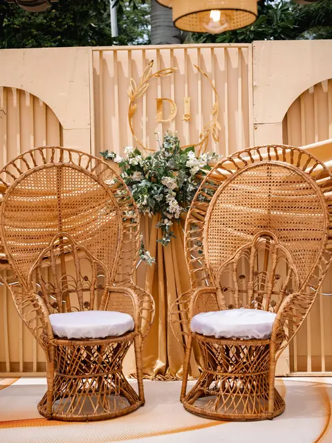 Sweetheart seating with peacock chairs